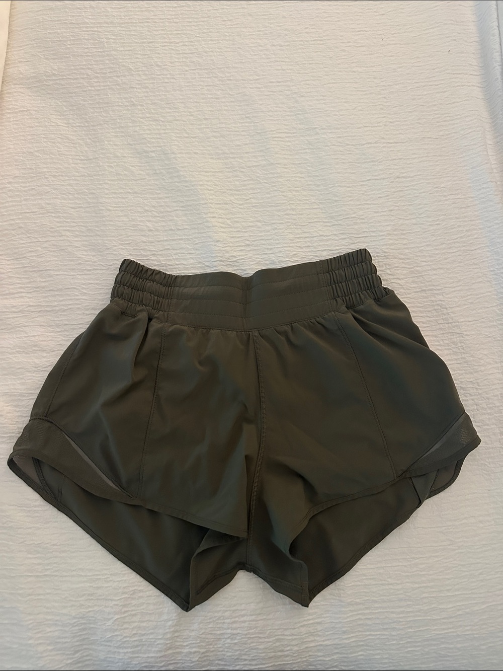 Lululemon Hotty Hot Shorts 2.5”
